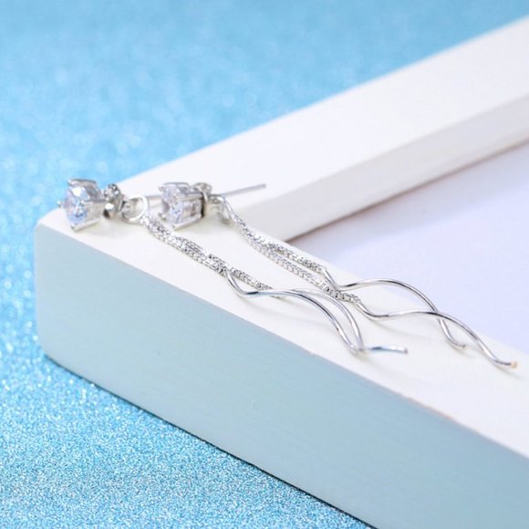 NEW 925 Sterling Silver Diamond Swirl Earrings - Picture 2 of 7